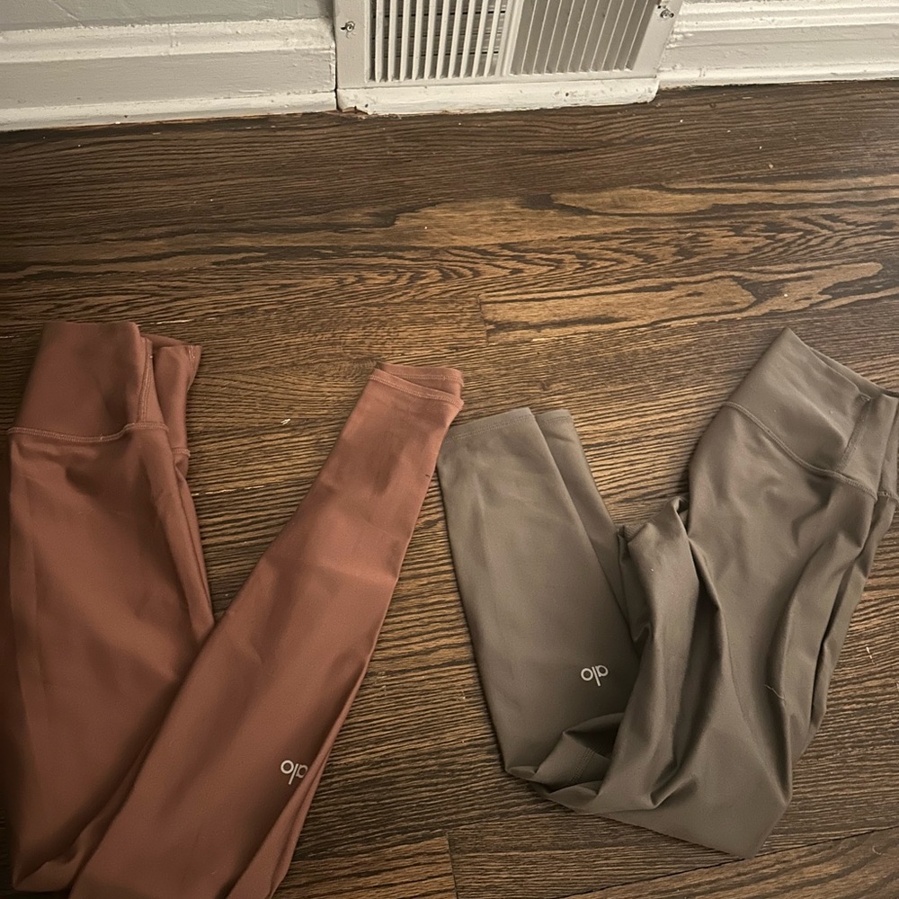 Alo Leggings size XS set of 2